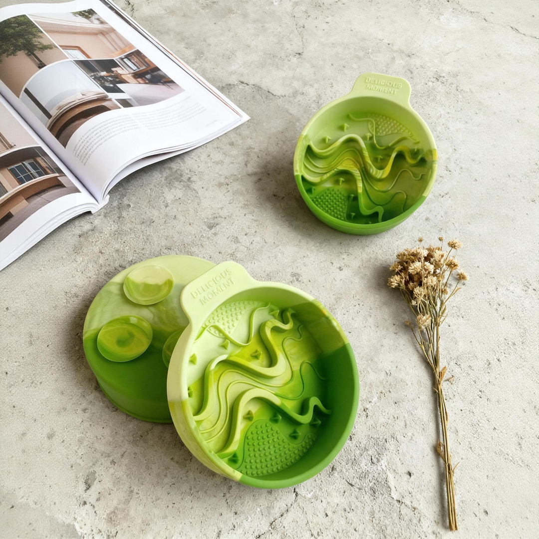 An image of Silicone Slow Feeder & Lick Mat for Cats and Small Dogs – Freezable Feeding Plate