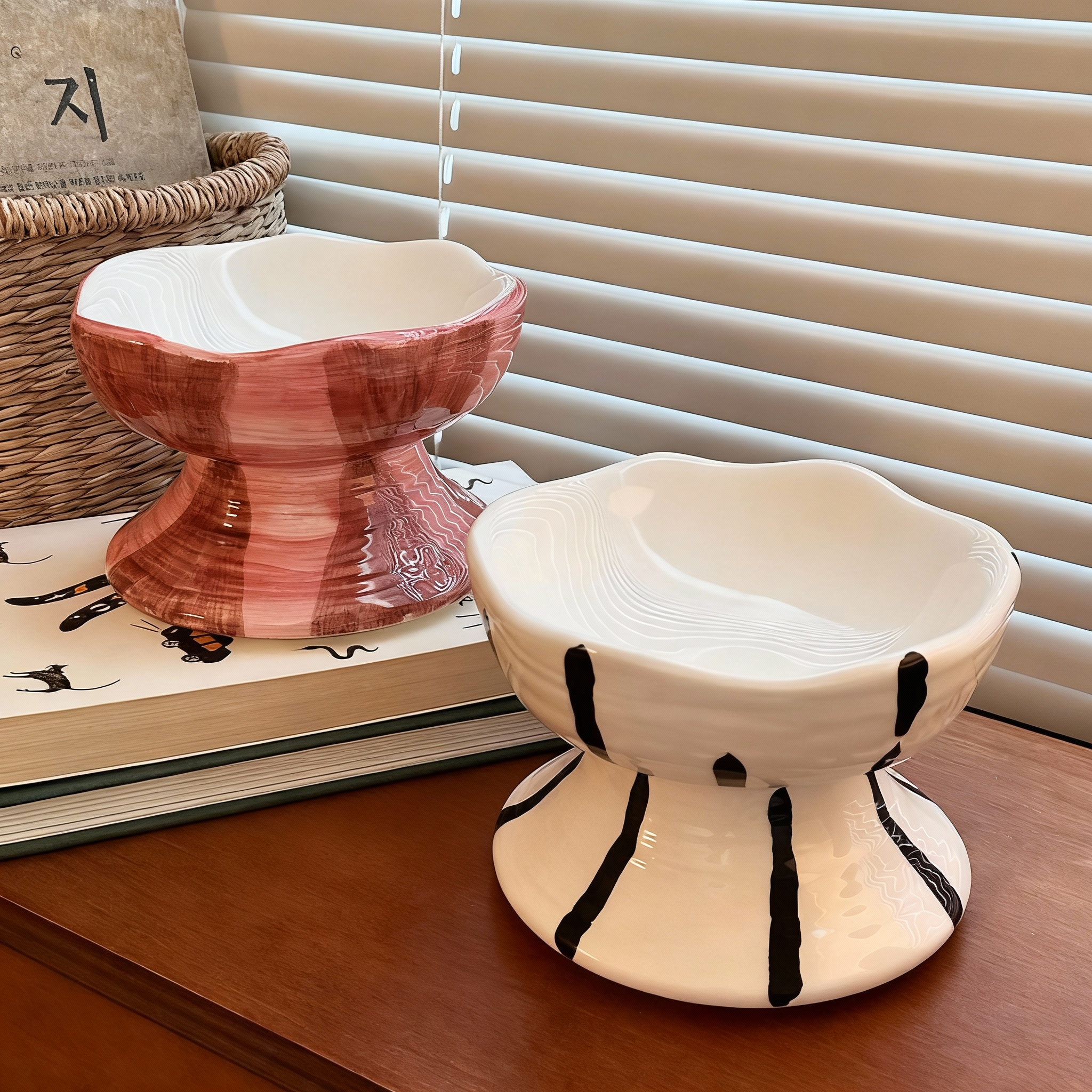 Elevated Ceramic Pet Bowl for Cats & Small Dogs
